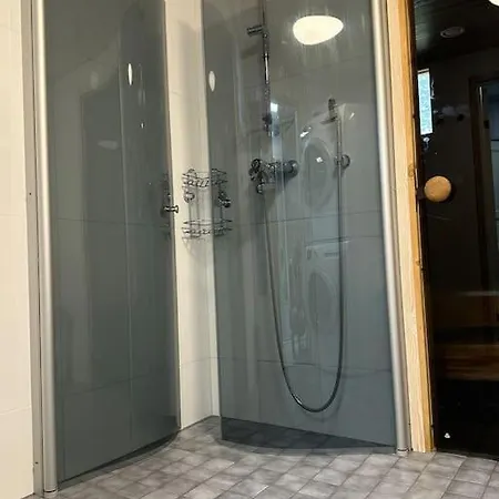 Leviki * Леви